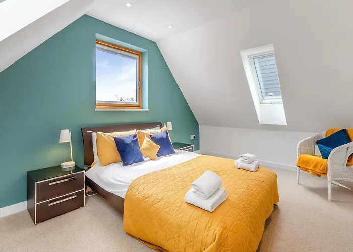 Willow Loft - Uk49479 Bulmer