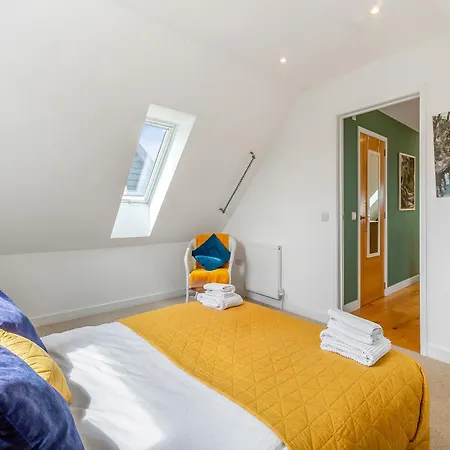 Willow Loft - Uk49479